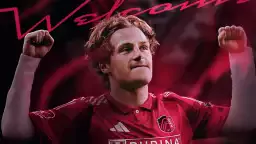 Carlo Holse resmen St Louis CITY'de!