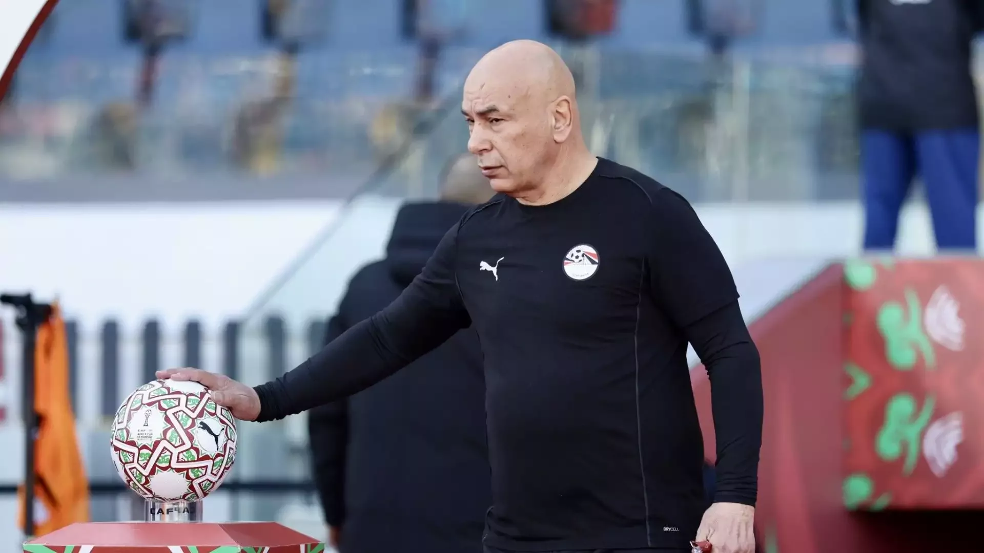 Hossam Hassan çıldırdı: "Messi'nin elenmesini istemiyorlar!"
