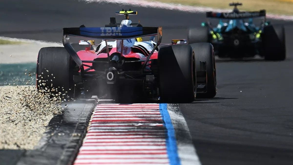 Lewis Hamilton'a ceza üstüne ceza! Son 3 yarışta 4 kez
