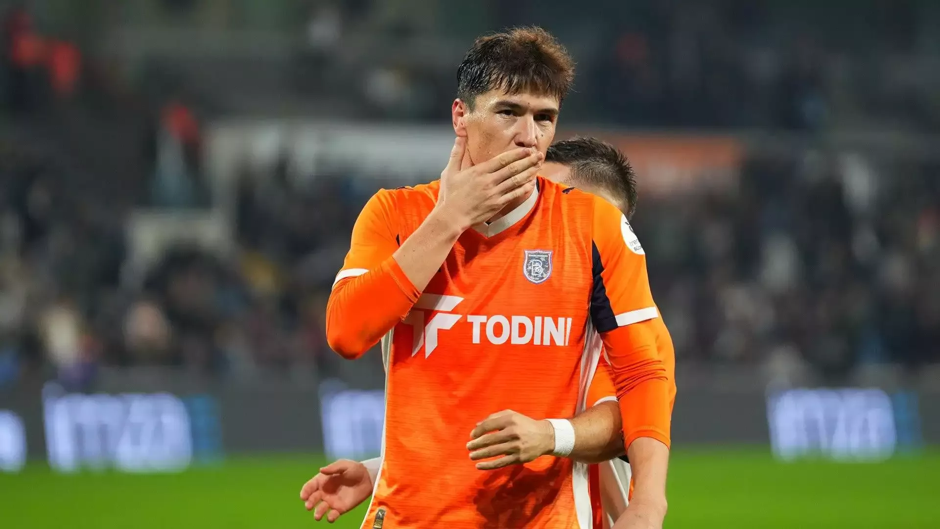 Başakşehir, Eldor Shomurodov'un satın alma opsiyonunu kullandı!