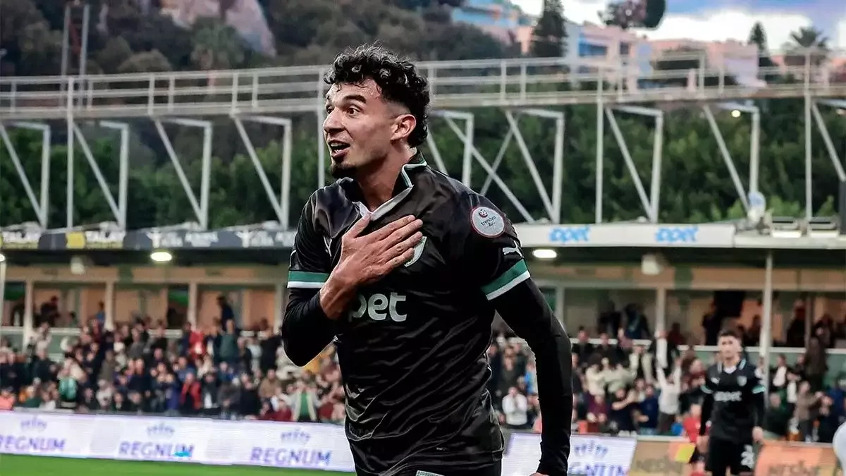 Göztepe'den Gökdeniz Bayrakdar hamlesi! Oyuncu...