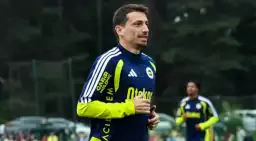 Fenerbahçe, Mert Hakan Yandaş'ı resmen açıkladı! İmzayı attı