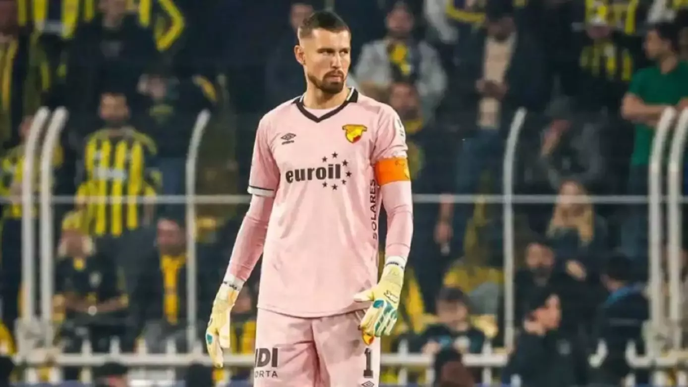 Göztepe'de kaleye duvar örüyordu! Yeni takımında tepki aldı...