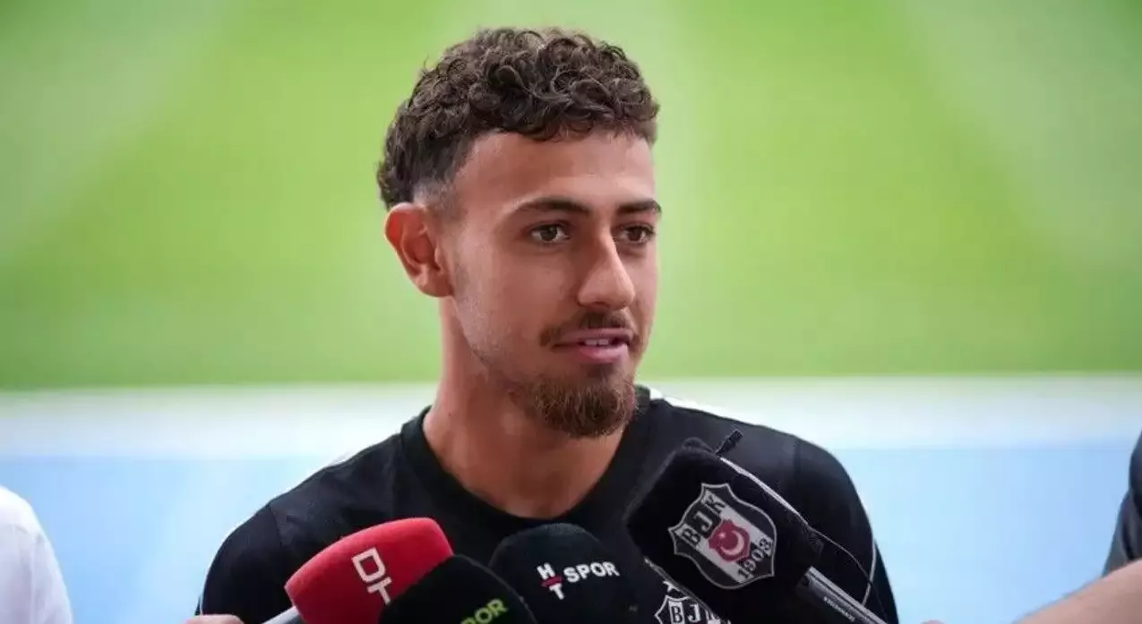 Beşiktaş'ın yeni transferi İlhan Fakılı: "Çok büyük bir kulübe geldiğimin farkındayım"