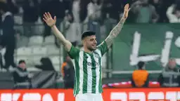 Trabzonspor ve Başakşehir'den Adil Demirbağ için transfer teklifi! Asbaşkan açıkladı...