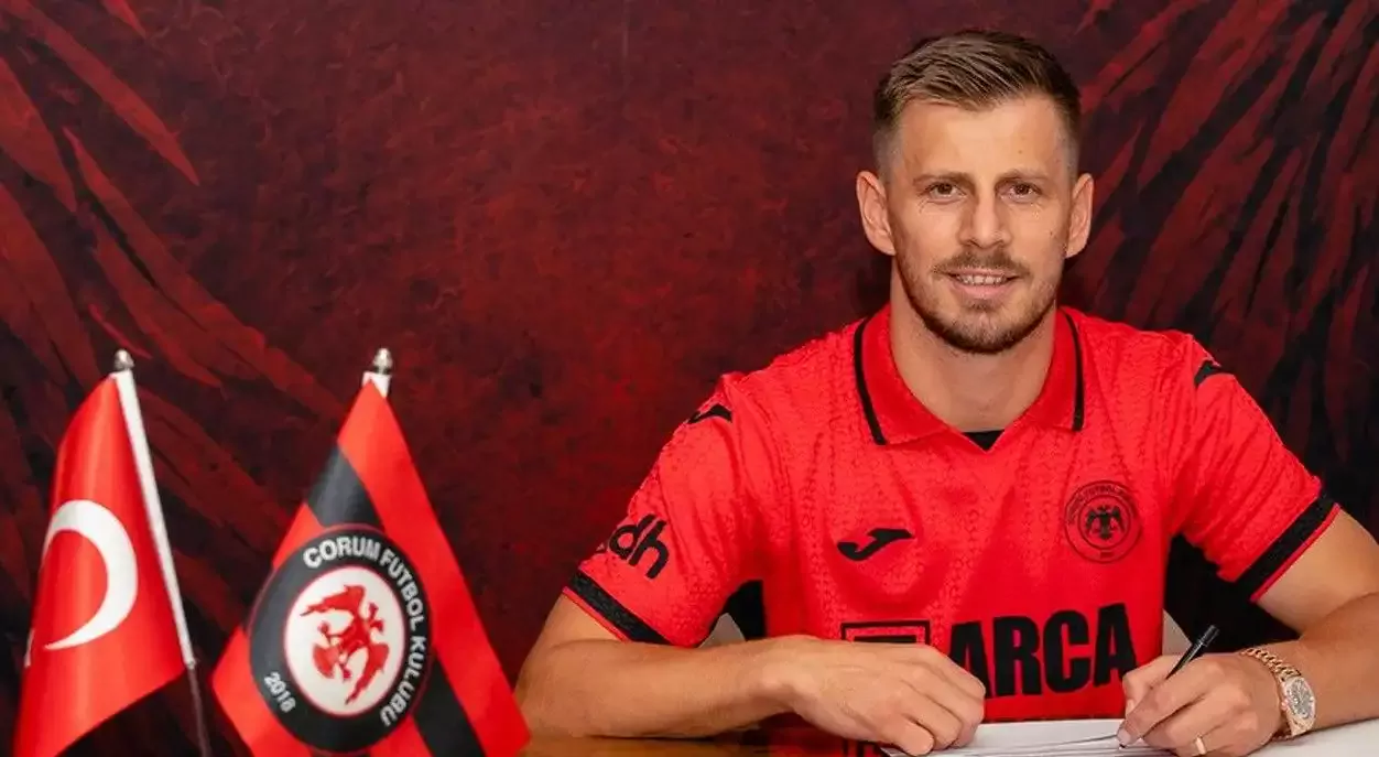 Çorum FK'den 4. transfer! Resmi imzayı attı