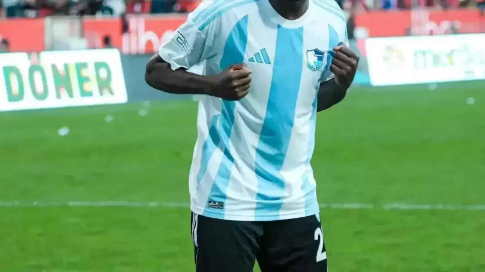 Erzurumspor'da üç ayrılık birden! Resmen veda ettiler