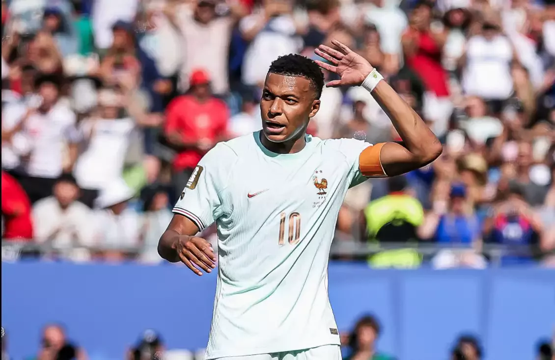 Kylian_Mbappe_