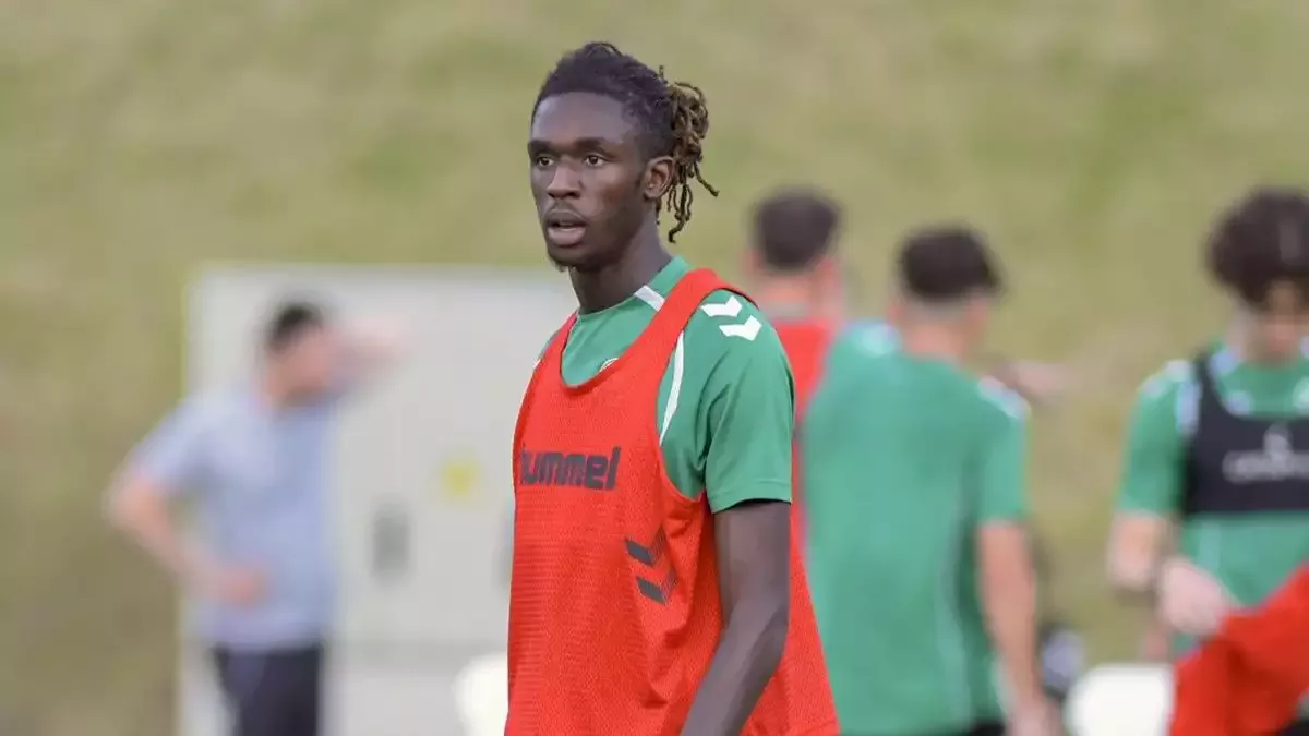 FLAŞ | Konyaspor'da transfer masası dağıldı! Oyuncu kampı terk etti