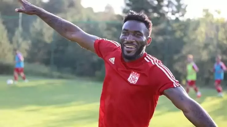 Aaron Appindangoye