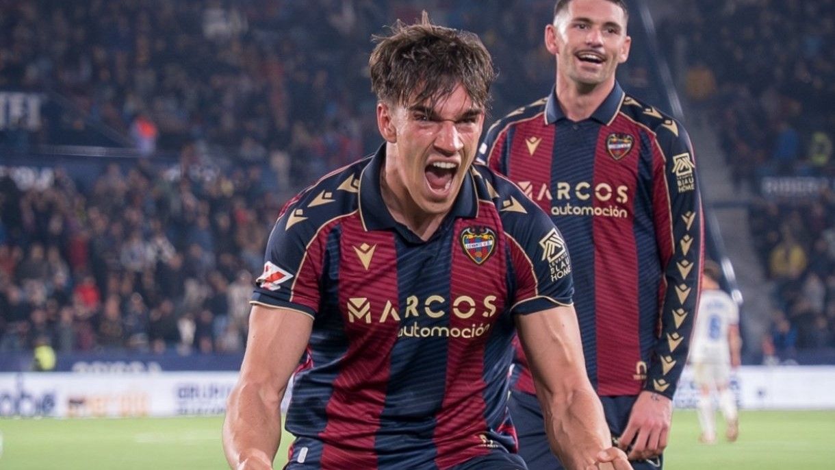 Real Madrid'den santrfor transferi! 5 yıllık kontrat