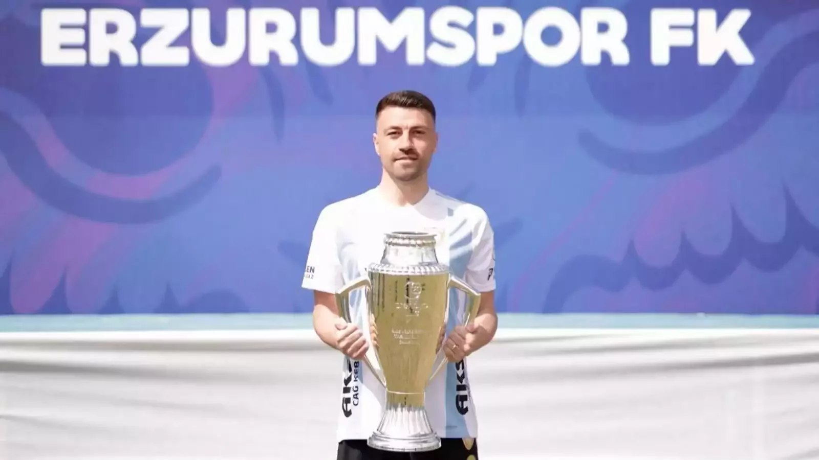 Hüsamettin Yener'den Erzurumspor'a veda