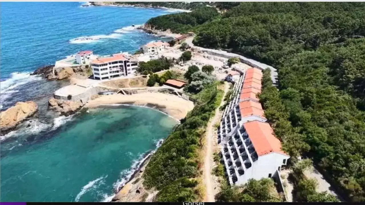 9 yıldır atıl haldeki Riva'daki otel yıkılıyor! Yerine ne yapılacağı belli oldu