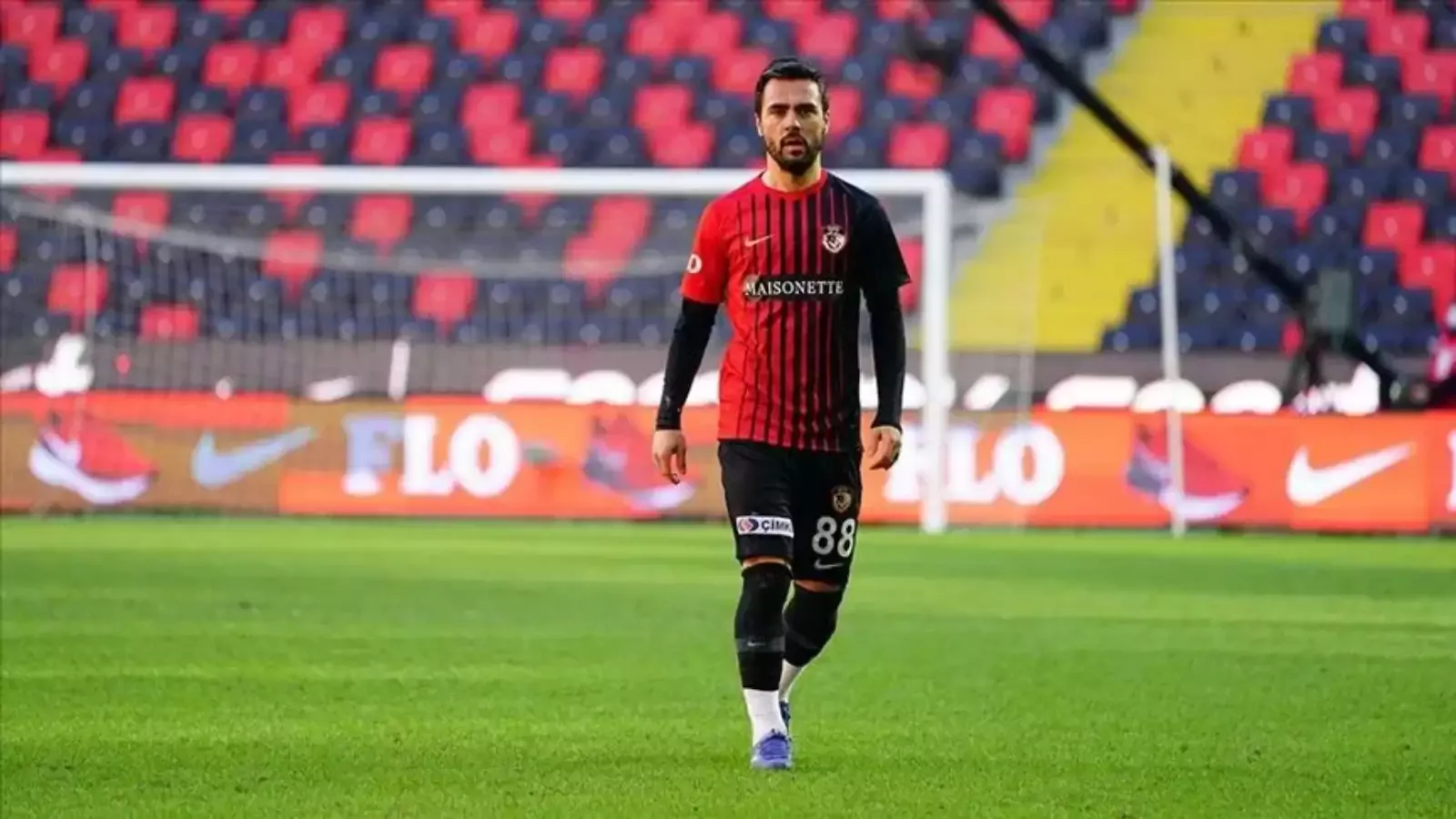 Amedspor, Gaziantep FK'nın eski oyuncusunu istedi!