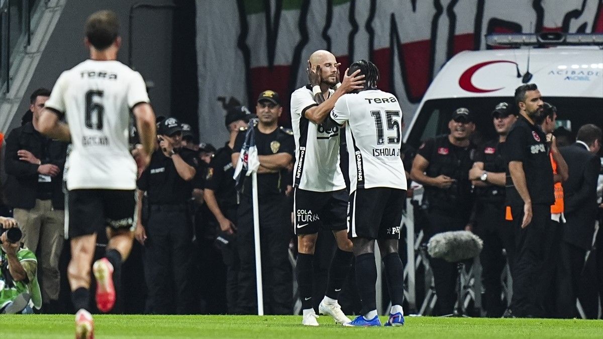 VİDEO | Cerny Dolmabahçe’de golü attı! Hayat buldu