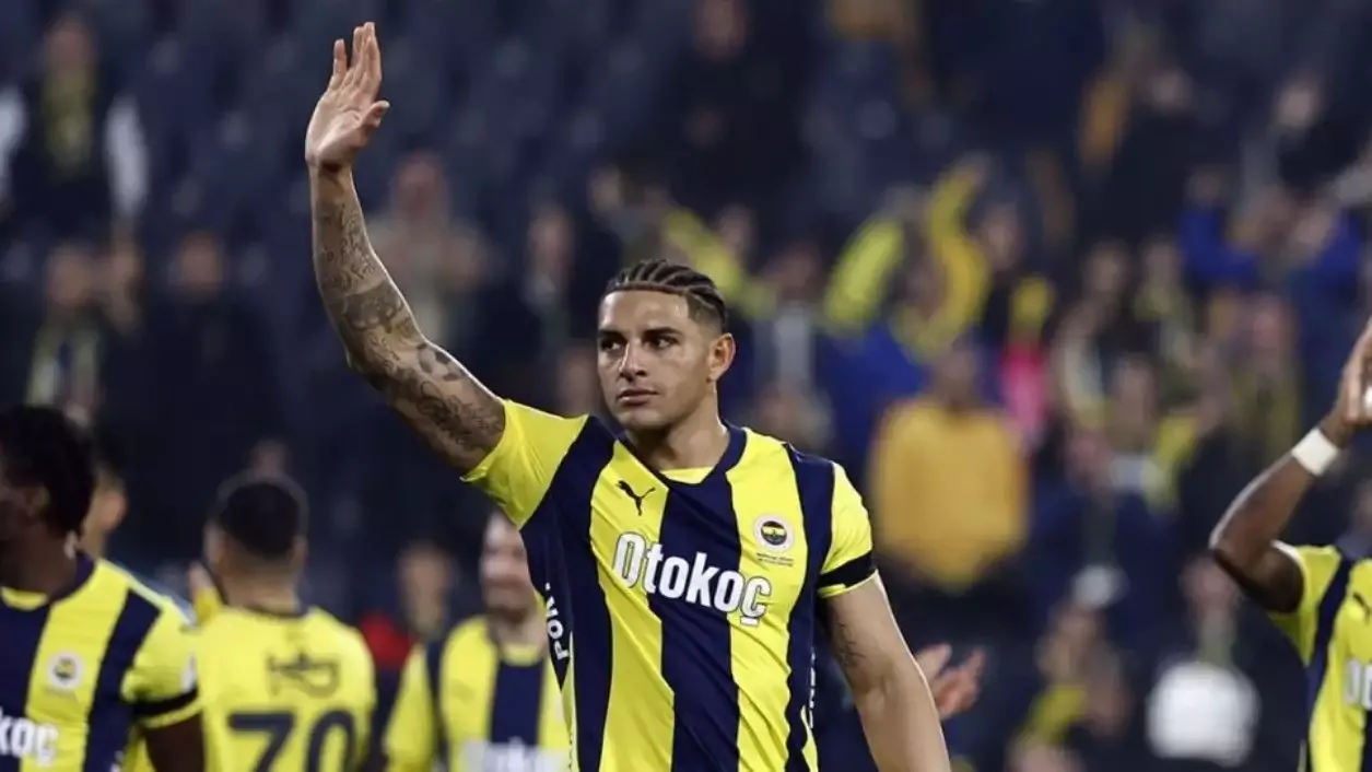 Video | Diego Carlos, Parma'ya imza atmak için İtalya'da!