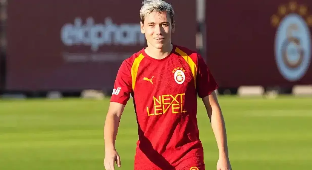 Galatasaray'da yeni transfer Batrakov, Göztepe maçında forma giyecek mi? Okan Buruk kararını verdi