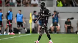 Beşiktaş'ta Ouattara'dan kırmızı kart için özür paylaşımı