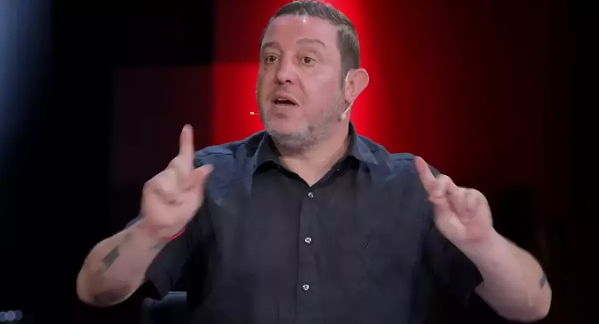 Nihat Kahveci canlı yayında heyecanını gizleyemedi: "Yemin ediyorum çok mutluyum"