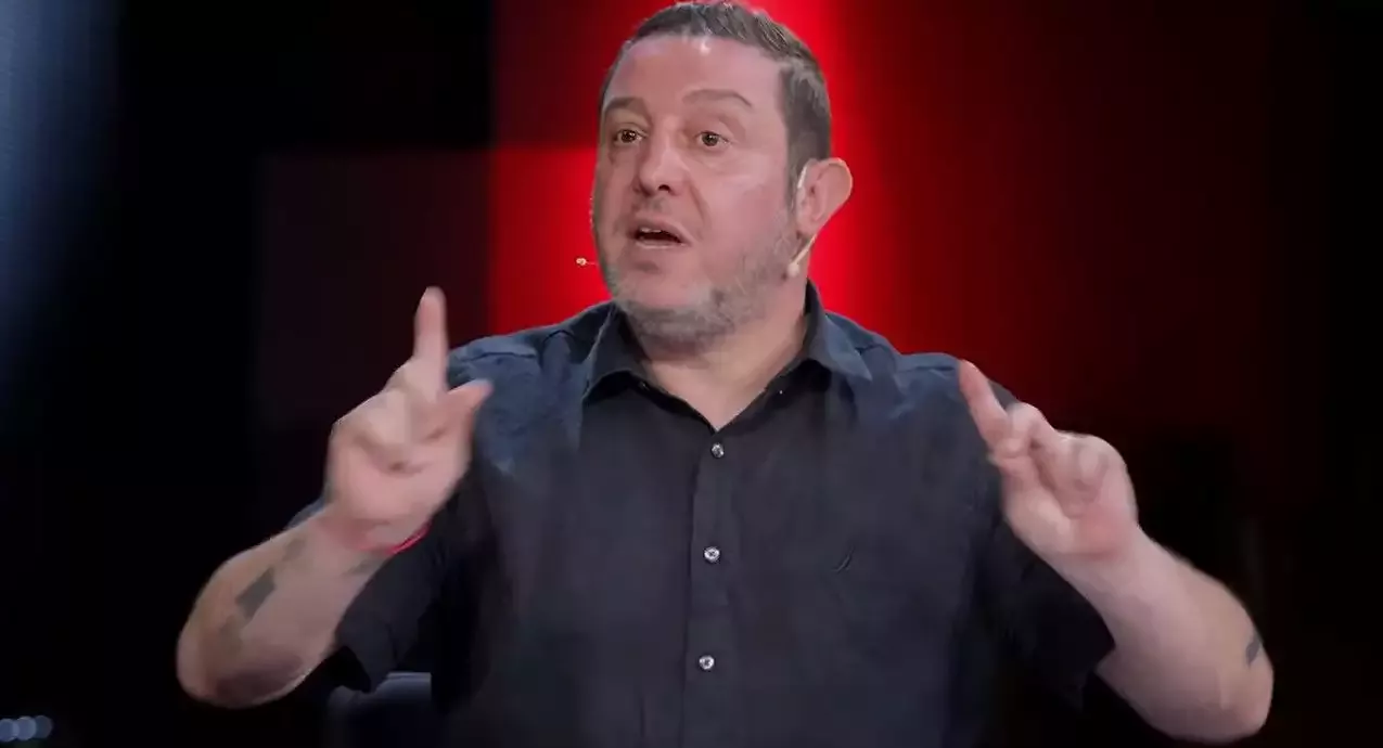 Nihat Kahveci canlı yayında heyecanını gizleyemedi: "Yemin ediyorum çok mutluyum"