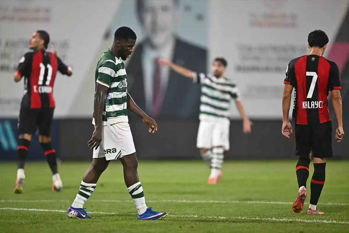Mısırlı.com.tr Fatih Karagümrük - Bursaspor maçı