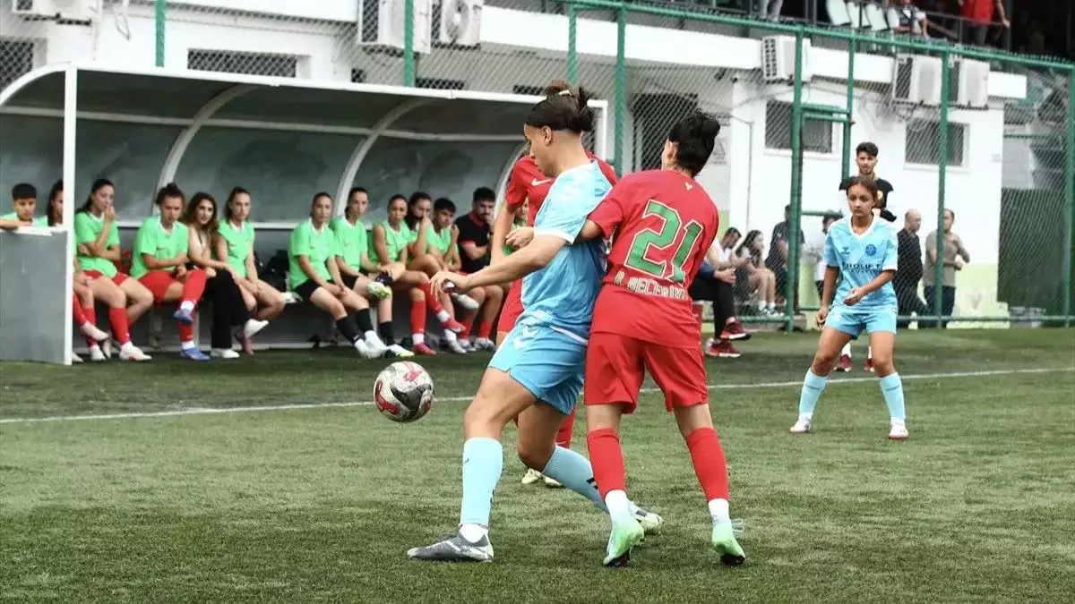 Amedspor maçı yarıda kaldı! 9 kişi çıktılar, 6 kişi kaldı