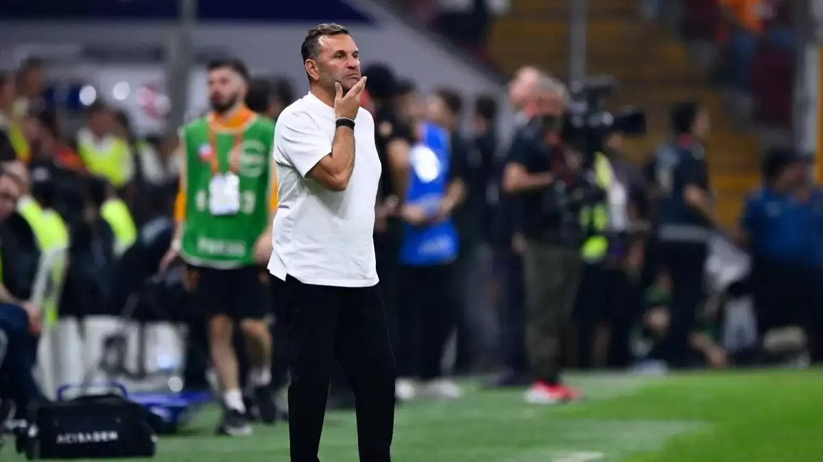 Galatasaray Teknik Direktörü Okan Buruk'tan transfer açıklaması! 3 mevki söyledi