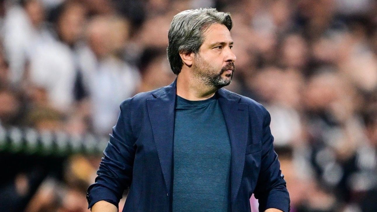 Eyüpspor'da Özhan Pulat'tan Beşiktaş mağlubiyeti sonrası değerlendirme: 'Kırmızı kart planlarımızı bozdu'