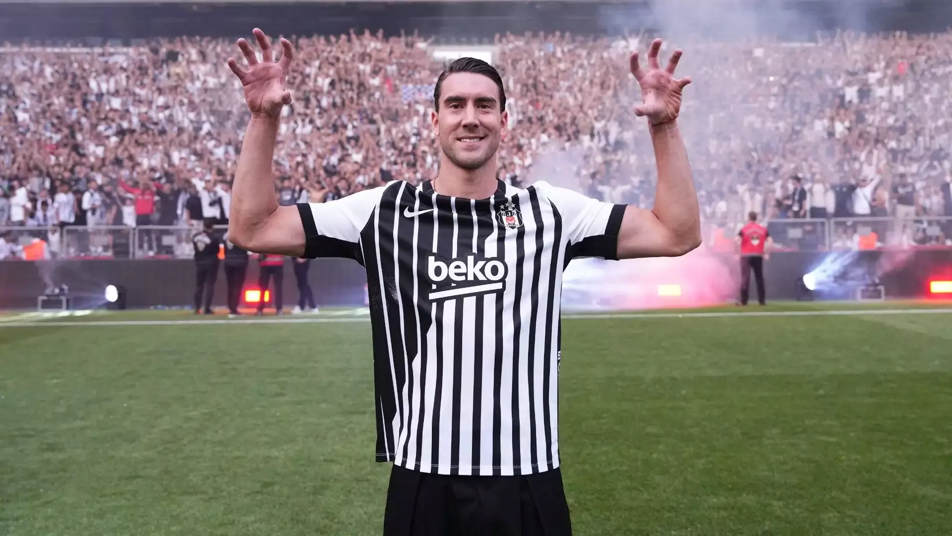 Beşiktaş'ta yeni transfer Dusan Vlahovic, Eyüpspor maçında oynayacak mı?