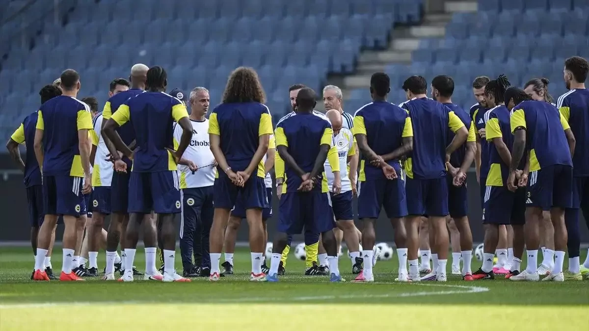Fenerbahçe'de Gençlerbirliği maçının kamp kadrosu belli oldu!