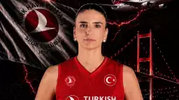 Türk Hava Yolları, Büşra Güneş'i transfer etti