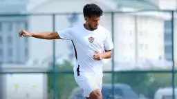 Hazırlık maçında kavga çıktı! Maç yarıda kaldı...
