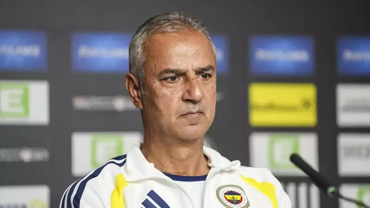 İsmail Kartal'dan tur planı! Fenerbahçe'nin Lyon maçı muhtemel 11'i belli oldu