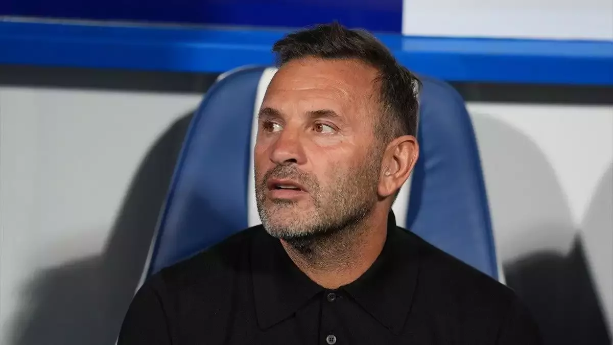 Okan Buruk'tan transfer açıklaması: "Görüştüğümüz oyuncular var!"