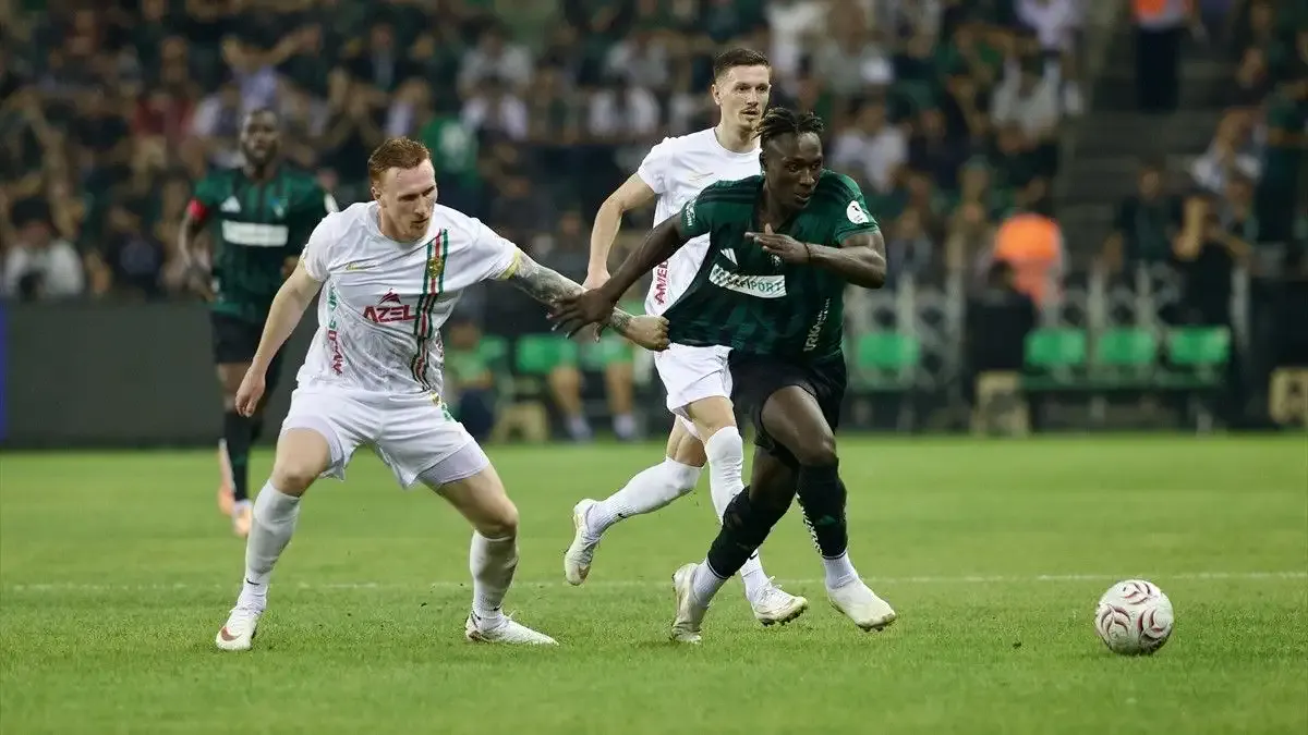 (ÖZET) Kocaelispor: 2 - Amedspor: 0 MAÇ SONUCU