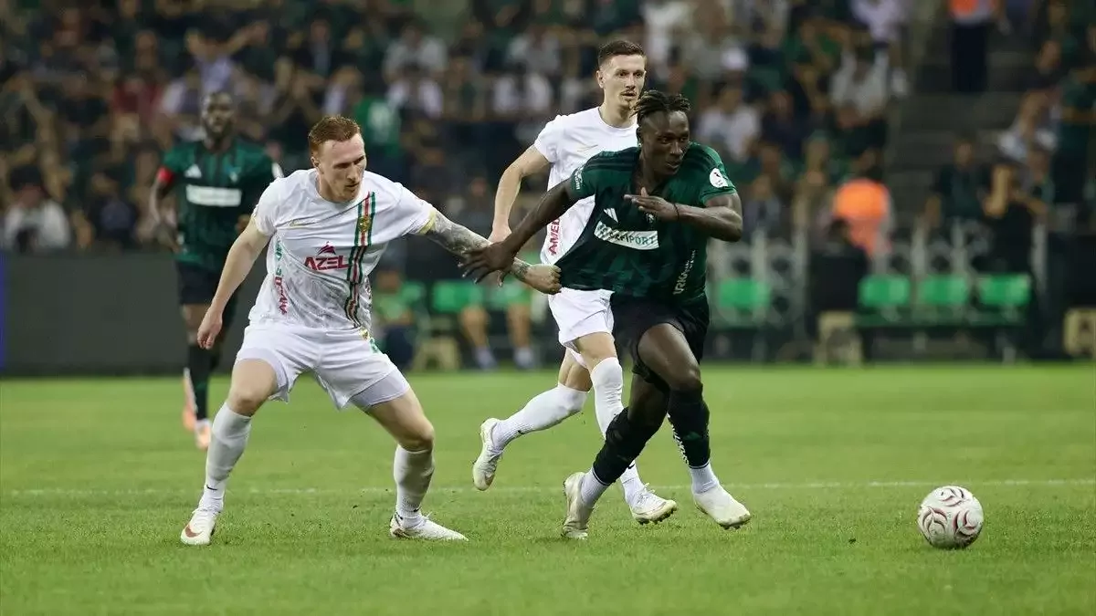 (ÖZET) Kocaelispor: 2 - Amedspor: 0 MAÇ SONUCU
