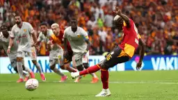 Trio'da eski hakemler Galatasaray - Göztepe maçında penaltı pozisyonlarını yorumladı