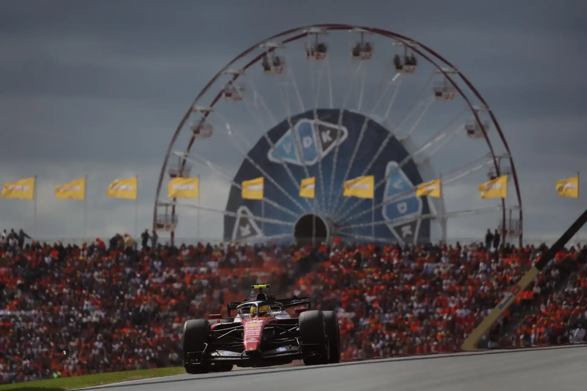 Lewis Hamilton - Ferrari