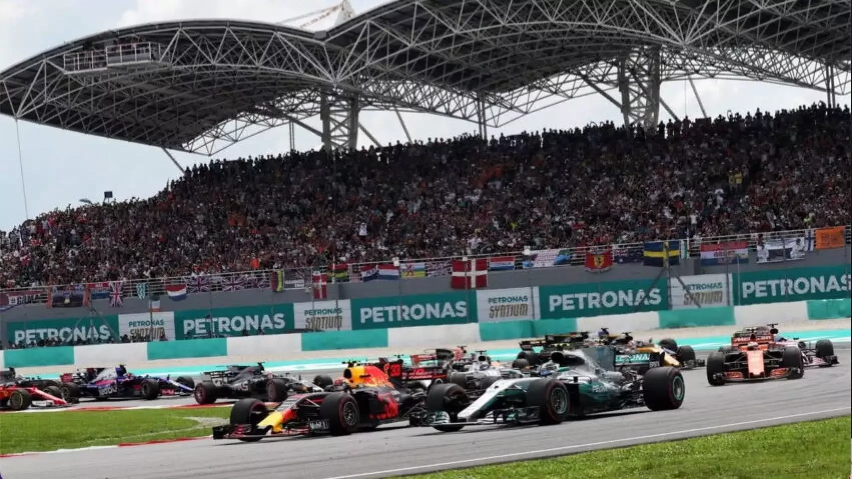 F1'de gece yarışı iddialarına resmi yanıt