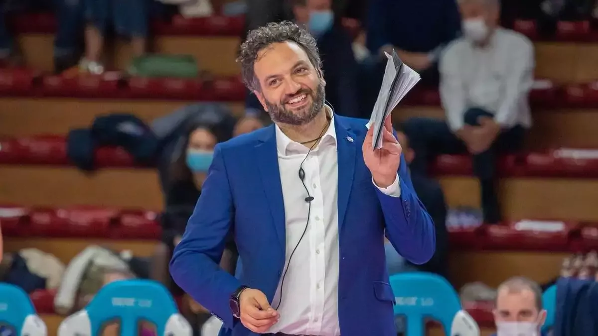 Fenerbahçe, Stefano Lavarini ile anlaştı!