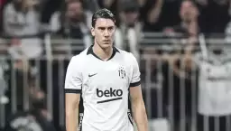 Dusan Vlahovic sakatlandı! 4 maçta forma giyemeyecek