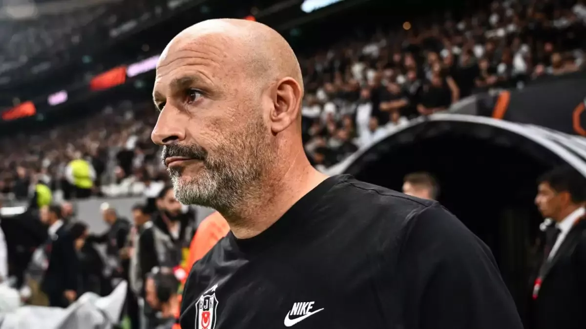 Beşiktaş Teknik Direktörü Vincenzo Italiano'dan İlhan Fakılı'ya övgü! "Bizi taşıdı"