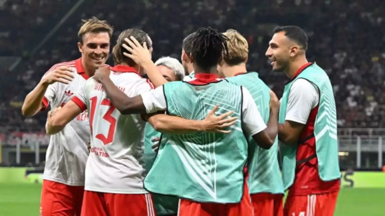 Benfica deplasmanda Milan'ı geçti!