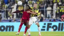 Fenerbahçe'de Bartuğ Elmaz sakatlandı