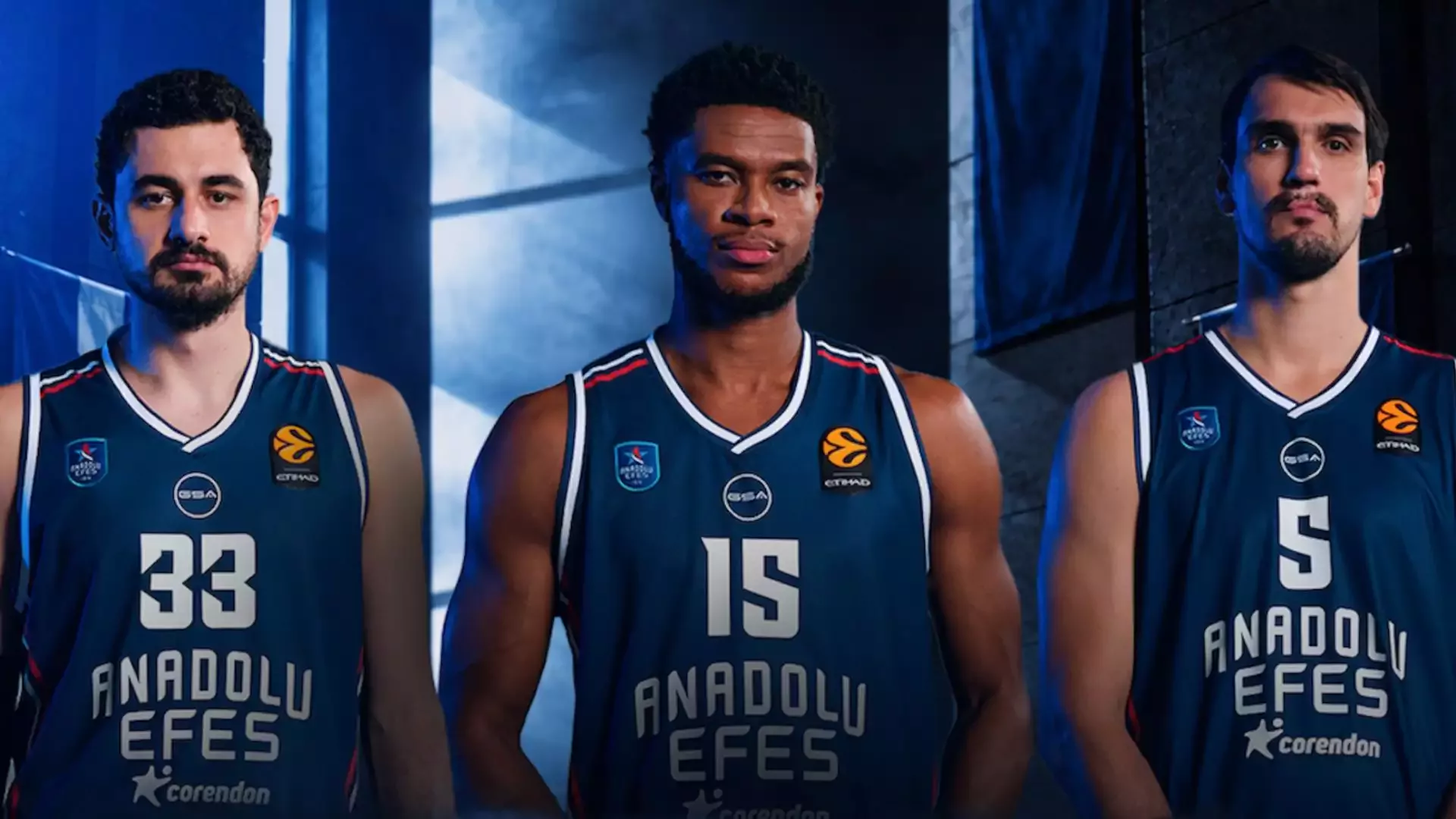 Anadolu Efes'te kaptanlar belli oldu! İşte yeni sezon kadrosu ve fikstürü
