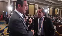 Dursun Özbek, Ali Koç'un koltuğuna talip oldu