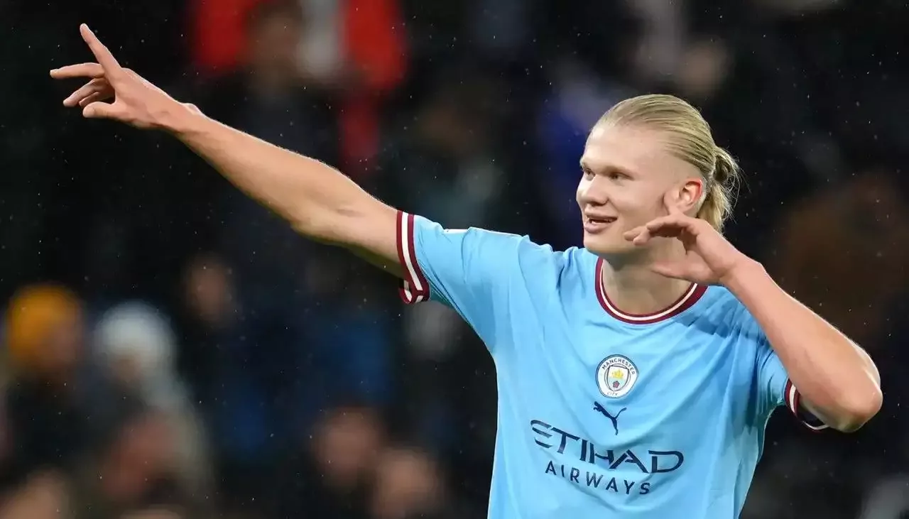 Manchester City'nin Norveçli yıldızı Erling Haaland dinlediği Türkçe şarkıyı paylaştı