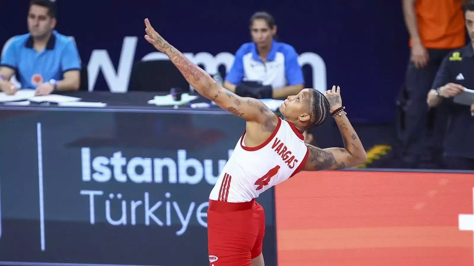 Melissa Vargas Avrupa Şampiyonası'na damga vurdu! Rekorları altüst etti