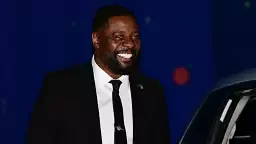 İki takımda da oynayan Pascal Nouma, Beşiktaş-Marsilya maçının kazananını tahmin etti