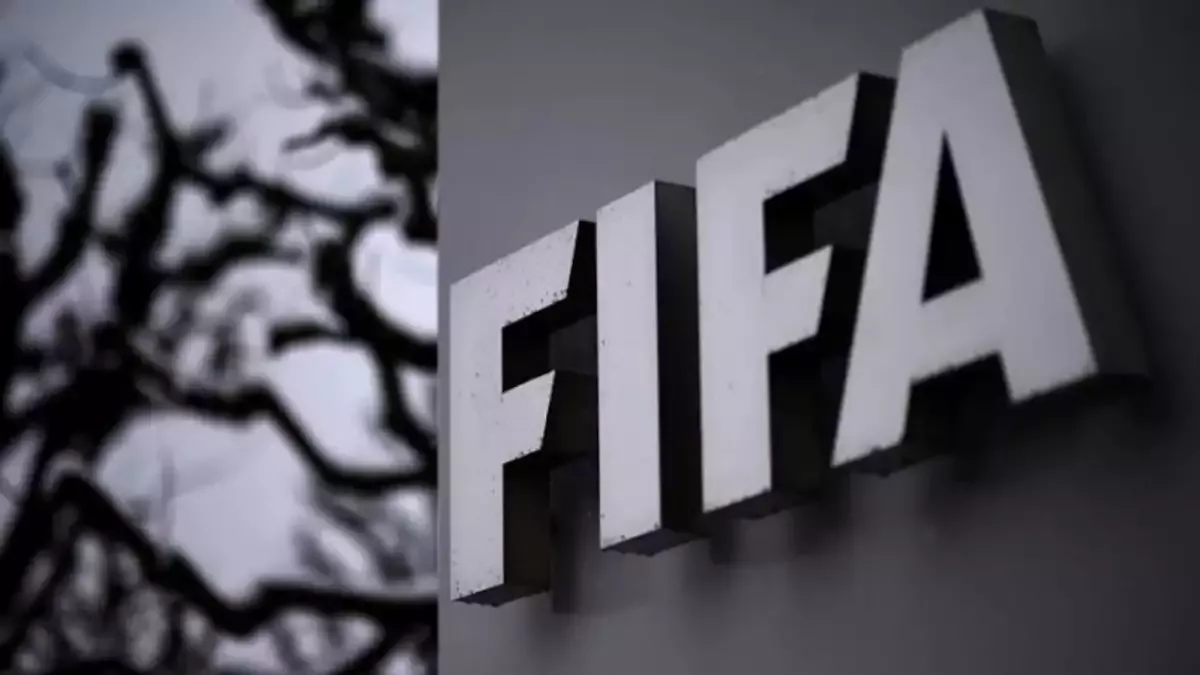 FIFA'dan 4 kulübe transfer yasağı!